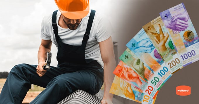 Ein Mann sitzt auf einem Dach und hat Geld in der Hand.